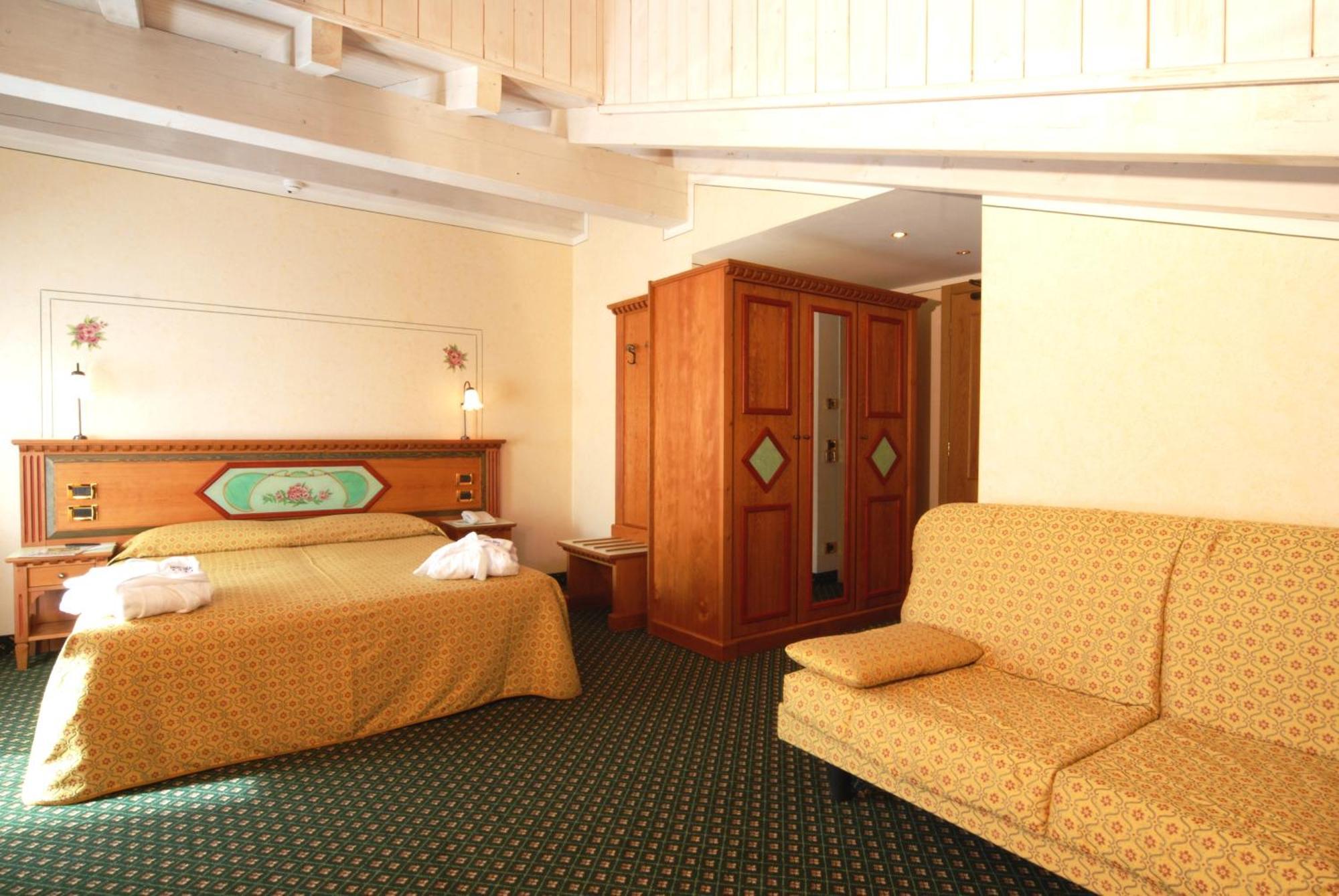 Hotel Ideal Madonna Esterno foto