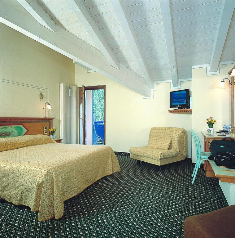 Hotel Ideal Madonna Esterno foto