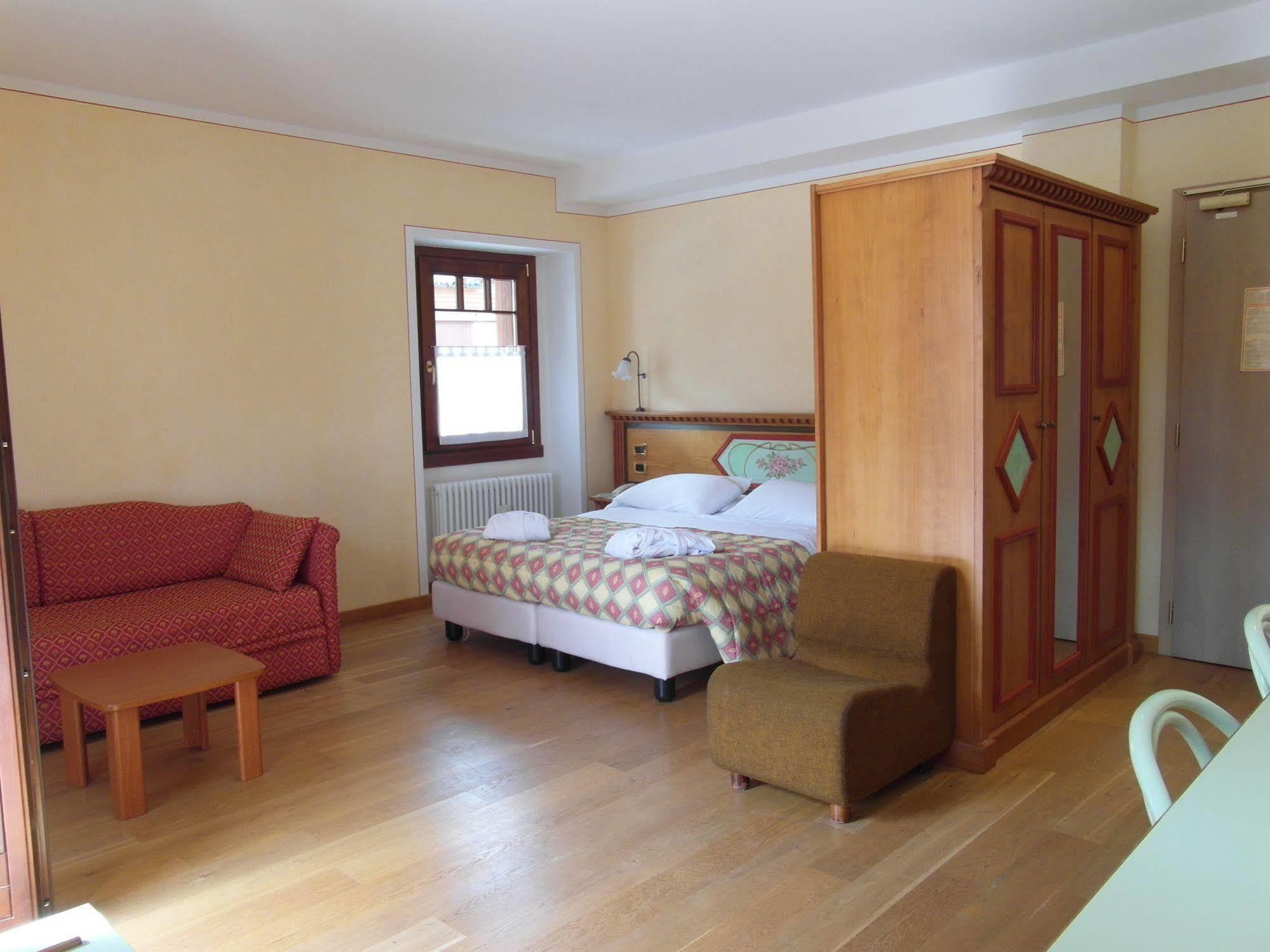 Hotel Ideal Madonna Esterno foto