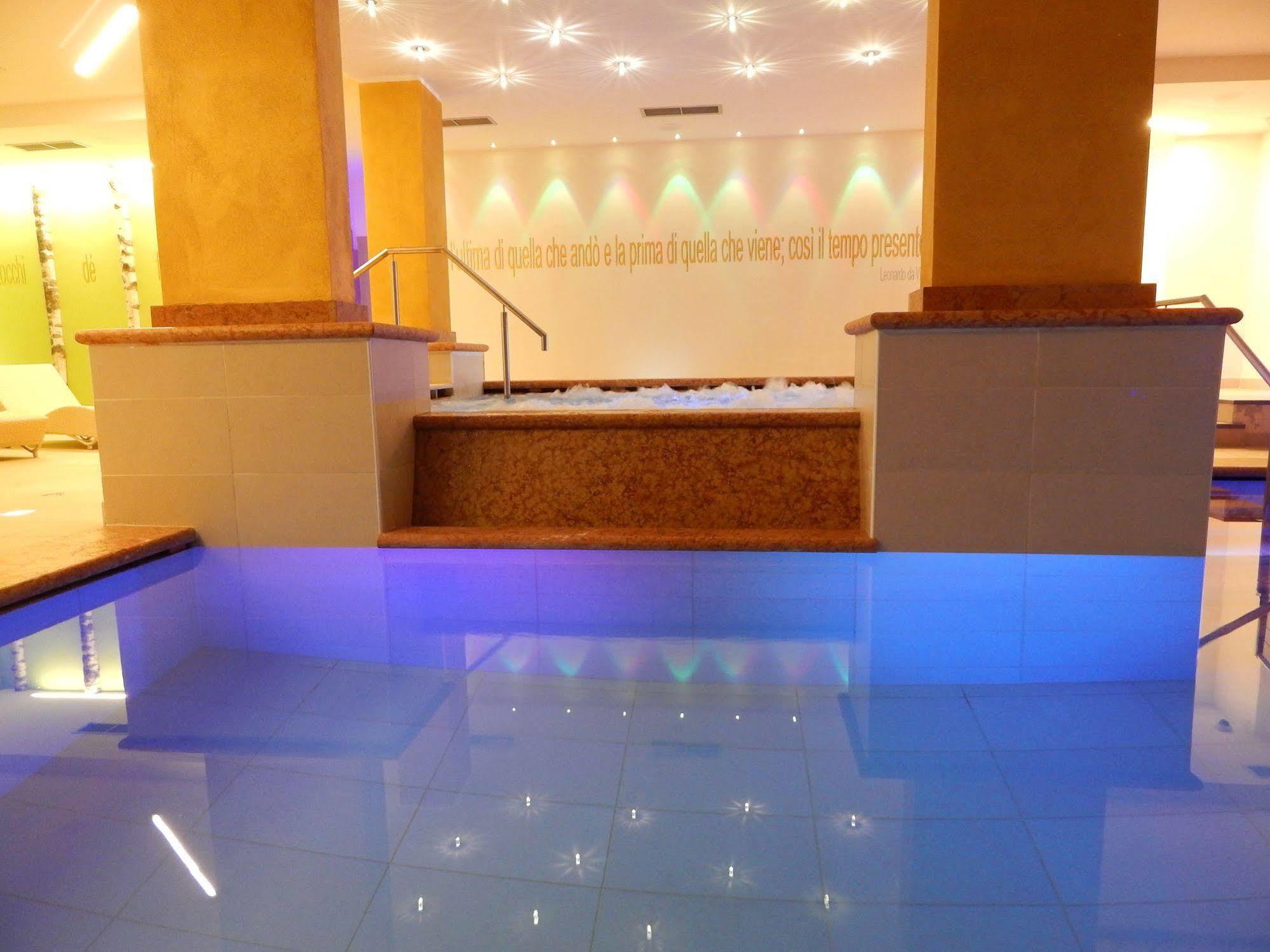 Hotel Ideal Madonna Esterno foto